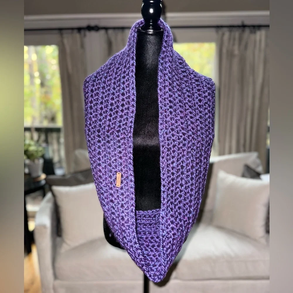 Infinity Scarf - Picture 2 of 2